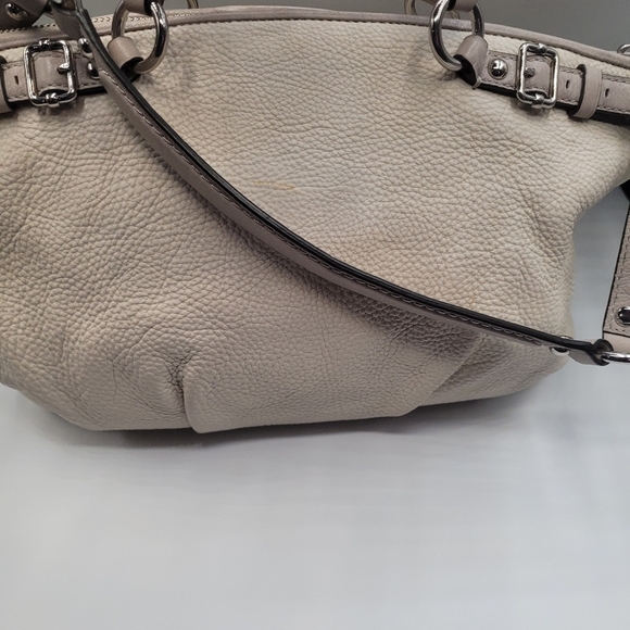 Coach signature leather handbag with hang tags - Picture 10 of 14